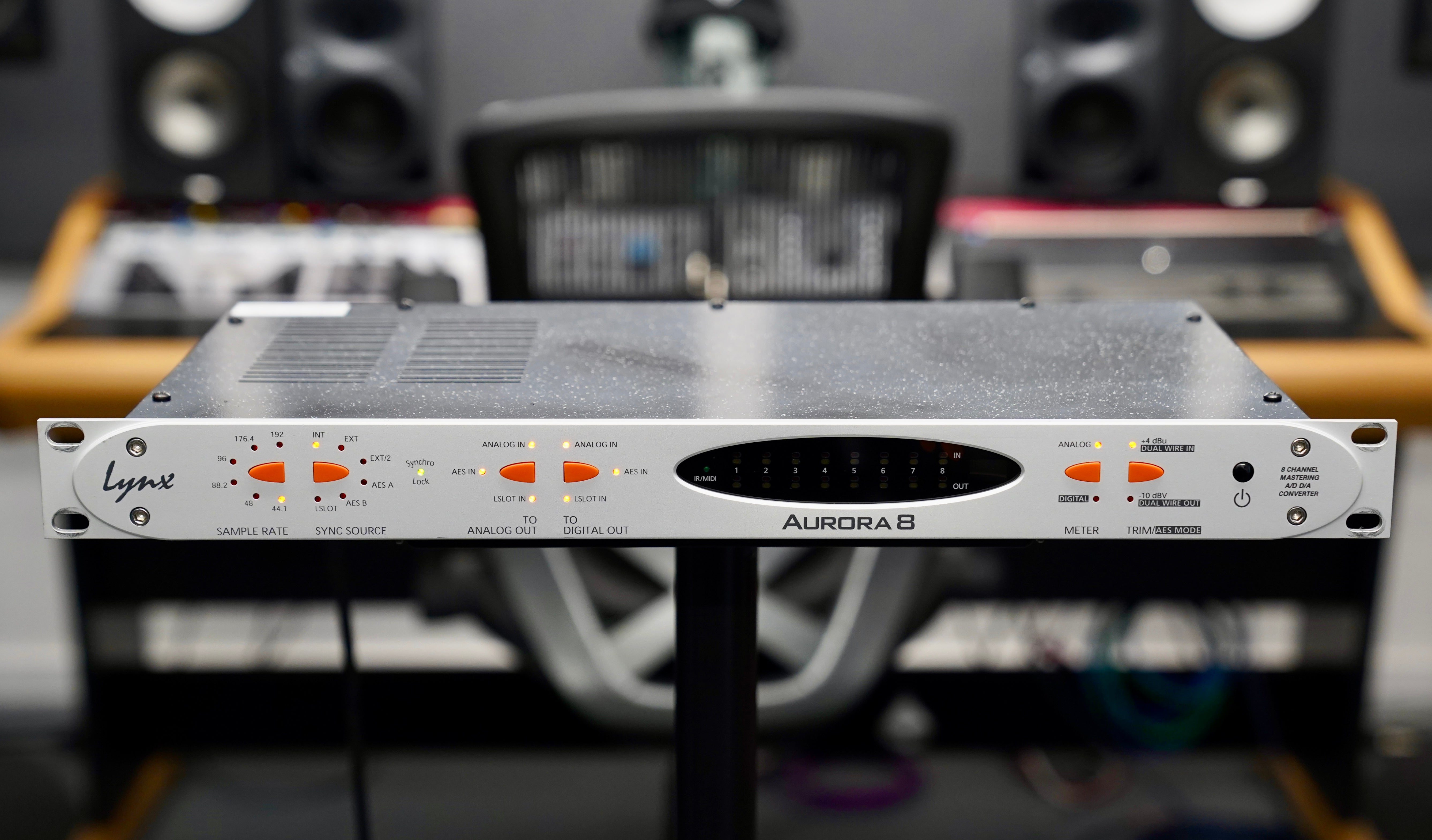 Aurora 8