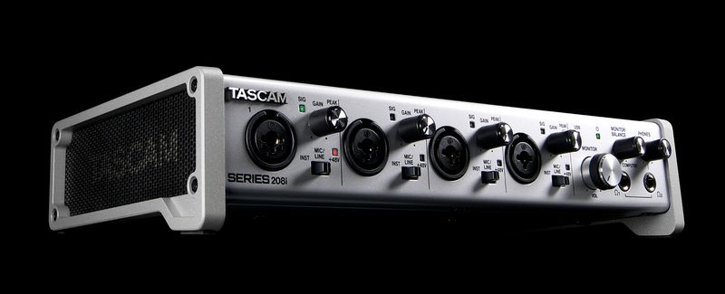 Tascam SERIES 208i