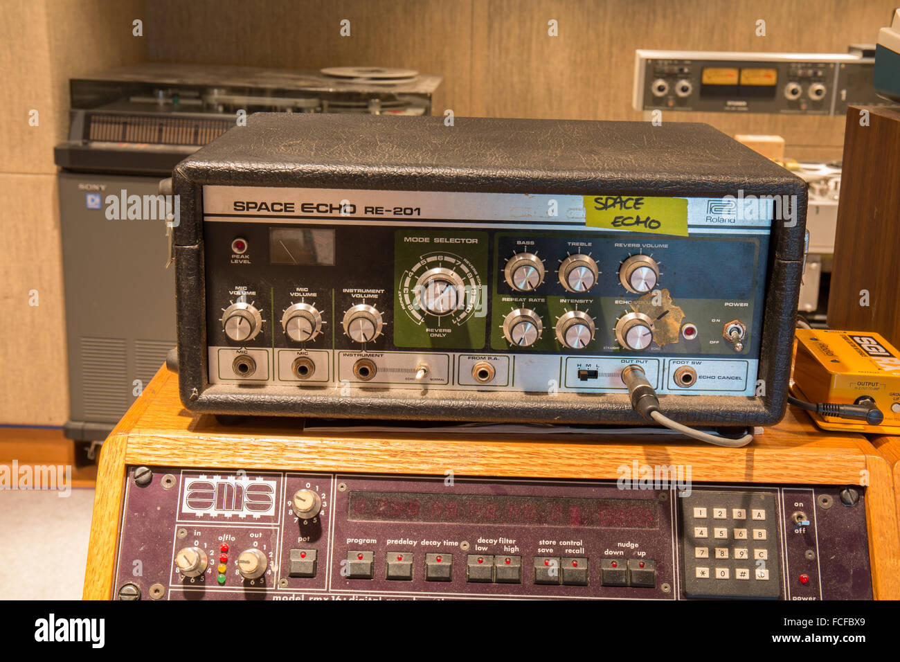 RE-201 Space Echo