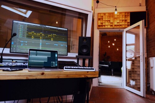 Studio B