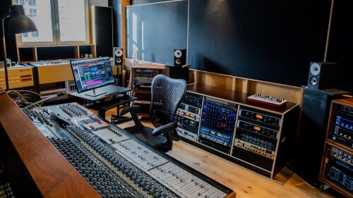 LowSwing Studios