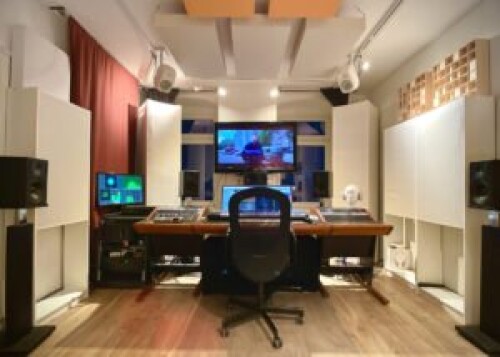 Studio 2
