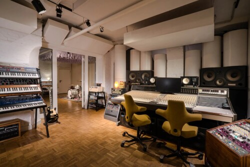Studio B
