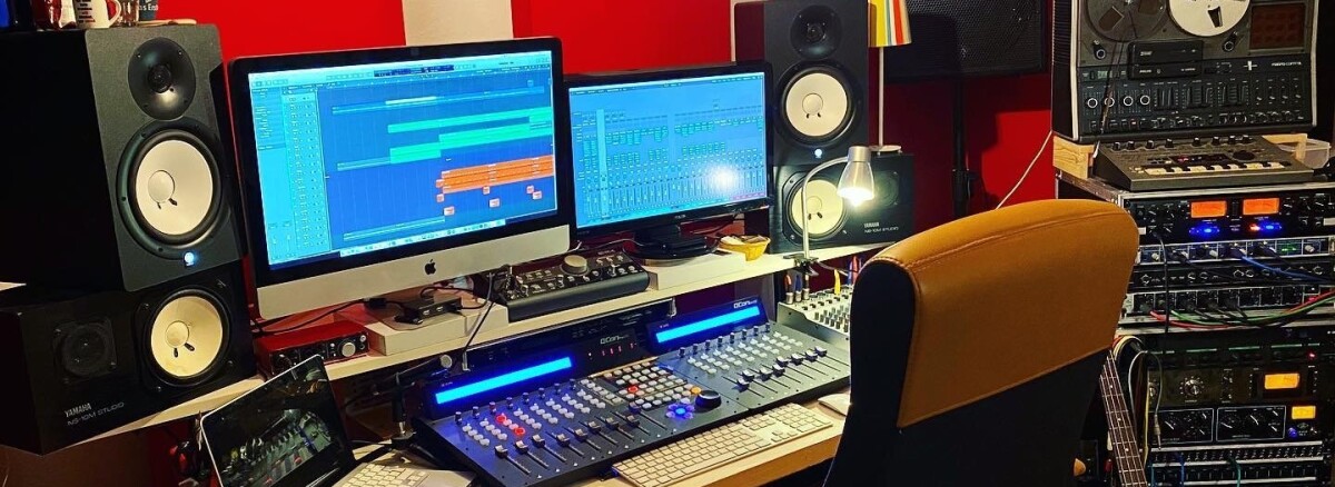 RedRoom Studio