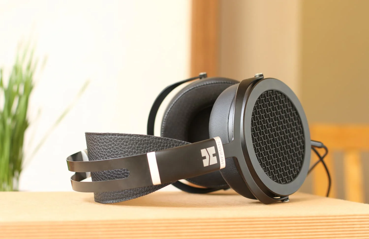 Studio headphones